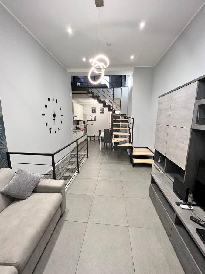 Appartamento Modern Loft Center Of Turin + Jacuzzi 30M Metro Collegno Esterno foto