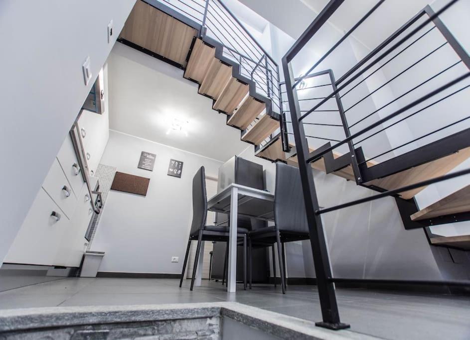 Appartamento Modern Loft Center Of Turin + Jacuzzi 30M Metro Collegno Esterno foto