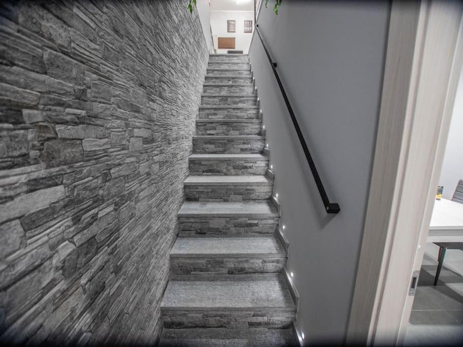 Appartamento Modern Loft Center Of Turin + Jacuzzi 30M Metro Collegno Esterno foto