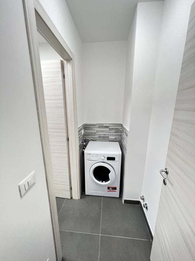 Appartamento Modern Loft Center Of Turin + Jacuzzi 30M Metro Collegno Esterno foto